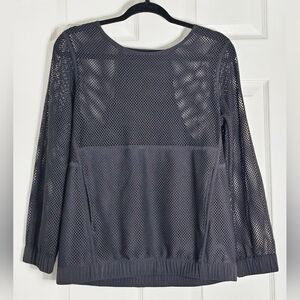 Lululemon Women's Medium to Large Mesh On Mesh Pop Over Black Kangaroo P…